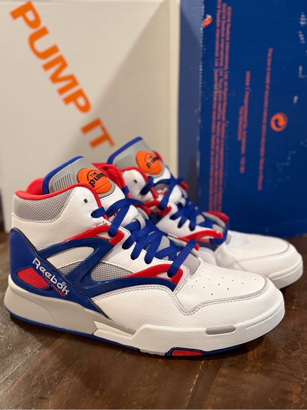 NIB Reebok Pump Omni Zone II "Tricolor / Detroit Pistons" - Men's 9.5